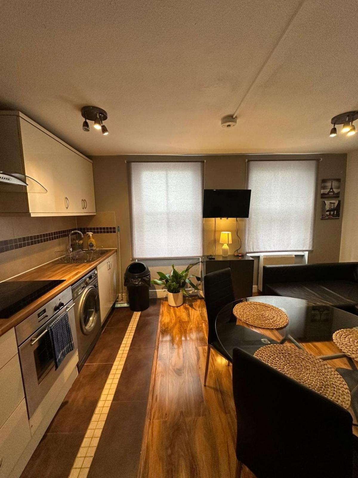 Lovely 2 Bedrooms Apartment London Ngoại thất bức ảnh
